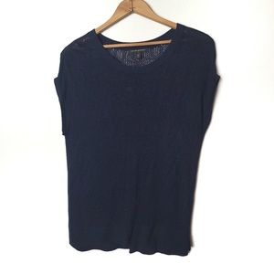 3/$20 Banana Republic navy blue crocheted tee blouse